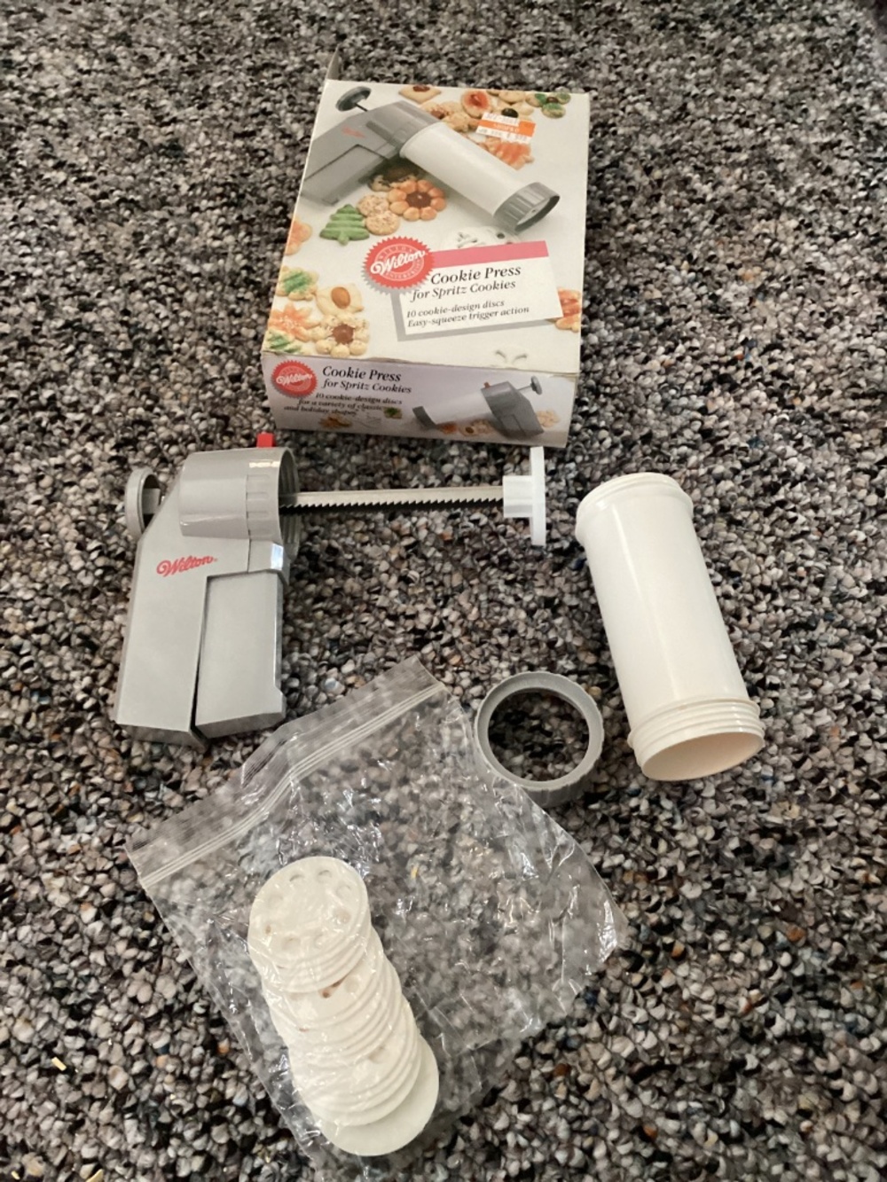 Assorted Kitchen Items - Picture 15 of 15